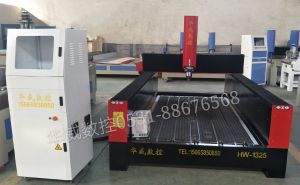 大型鋁板雕刻機(jī)